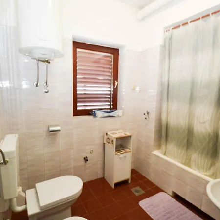 شقة In Premantura/istrien 10696 *